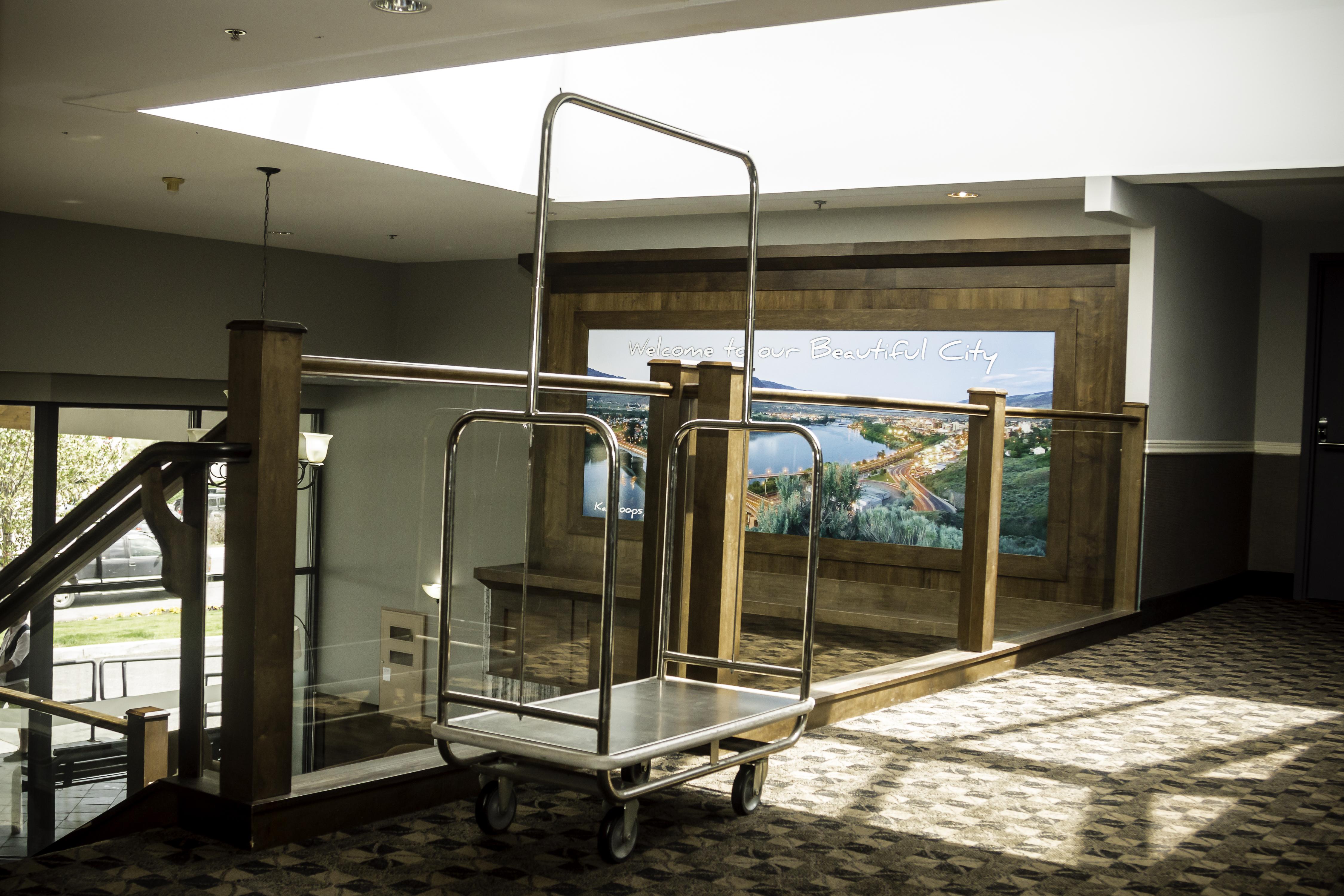 Quality Inn Kamloops Bagian luar foto