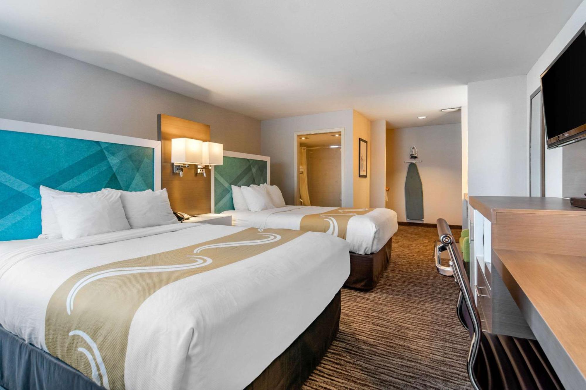 Quality Inn Kamloops Bagian luar foto