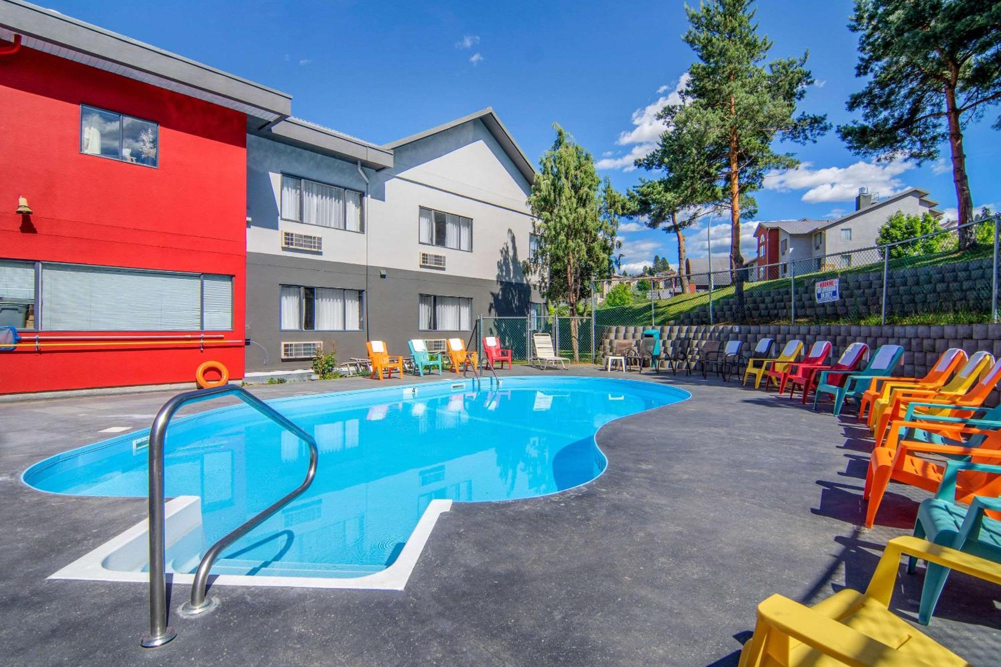 Quality Inn Kamloops Bagian luar foto