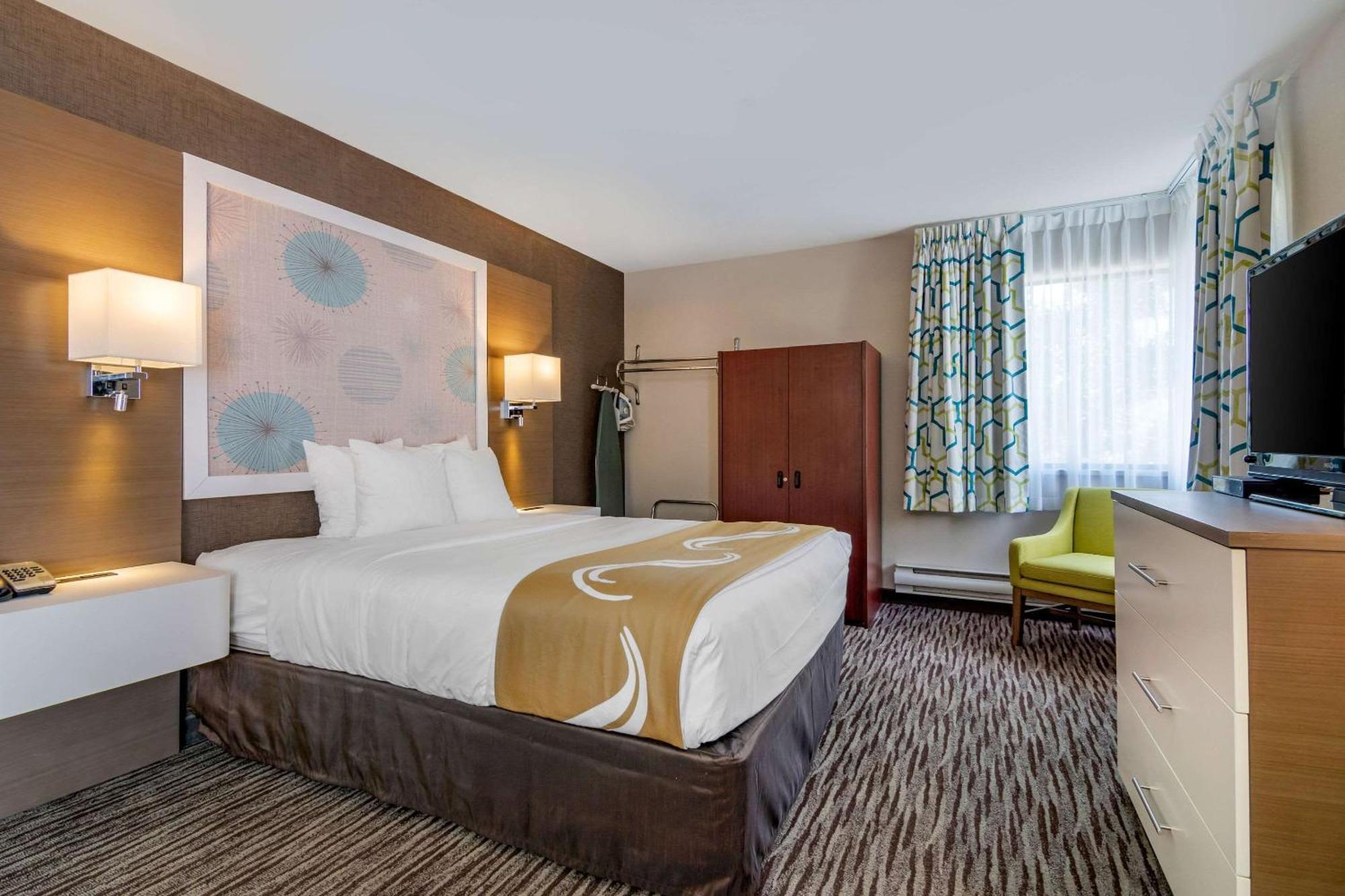 Quality Inn Kamloops Bagian luar foto